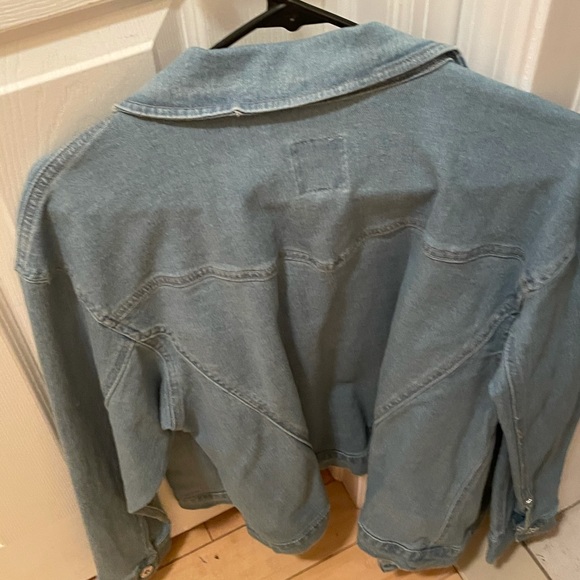 Jean jacket - Picture 2 of 2